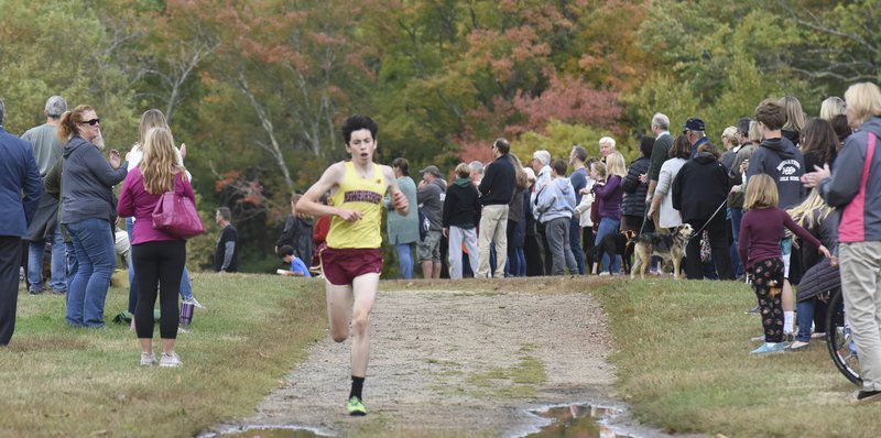 Newburyport boys cross country clinches CAL title, girls edge Pentucket by one